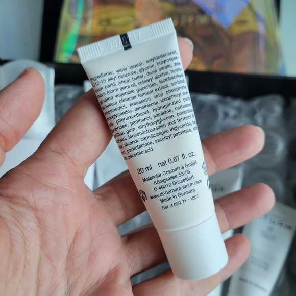 🌟HOST PICK🌟  Dr. Barbara Sturm discovery set - Picture 6 of 14